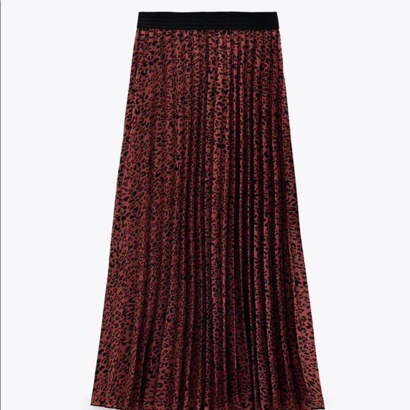 Zara pleated skirt - Picture 7 of 13